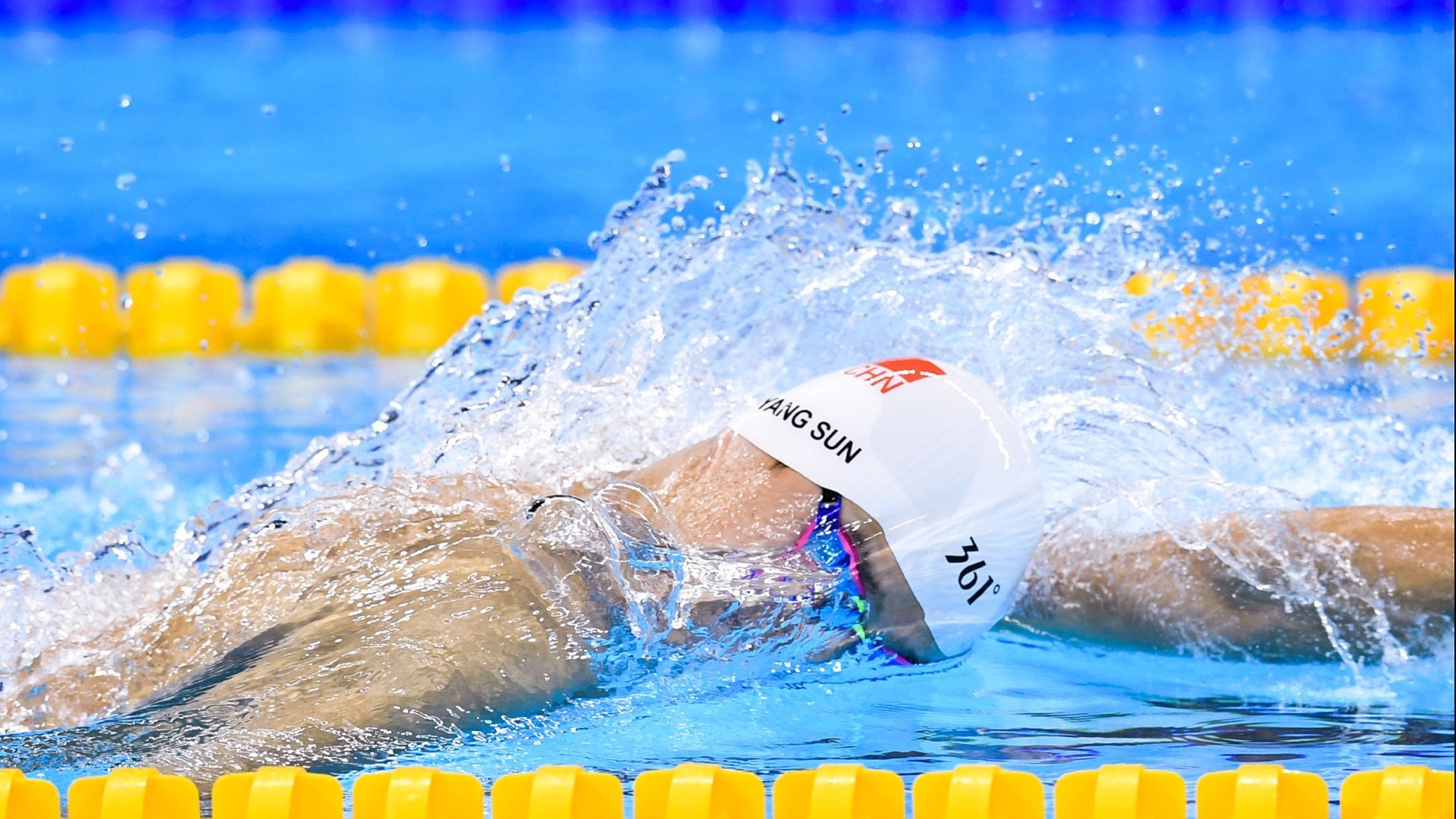 开云体育官方网站-中国足球联赛赛事直播观众人数持续增长，中国足球播放